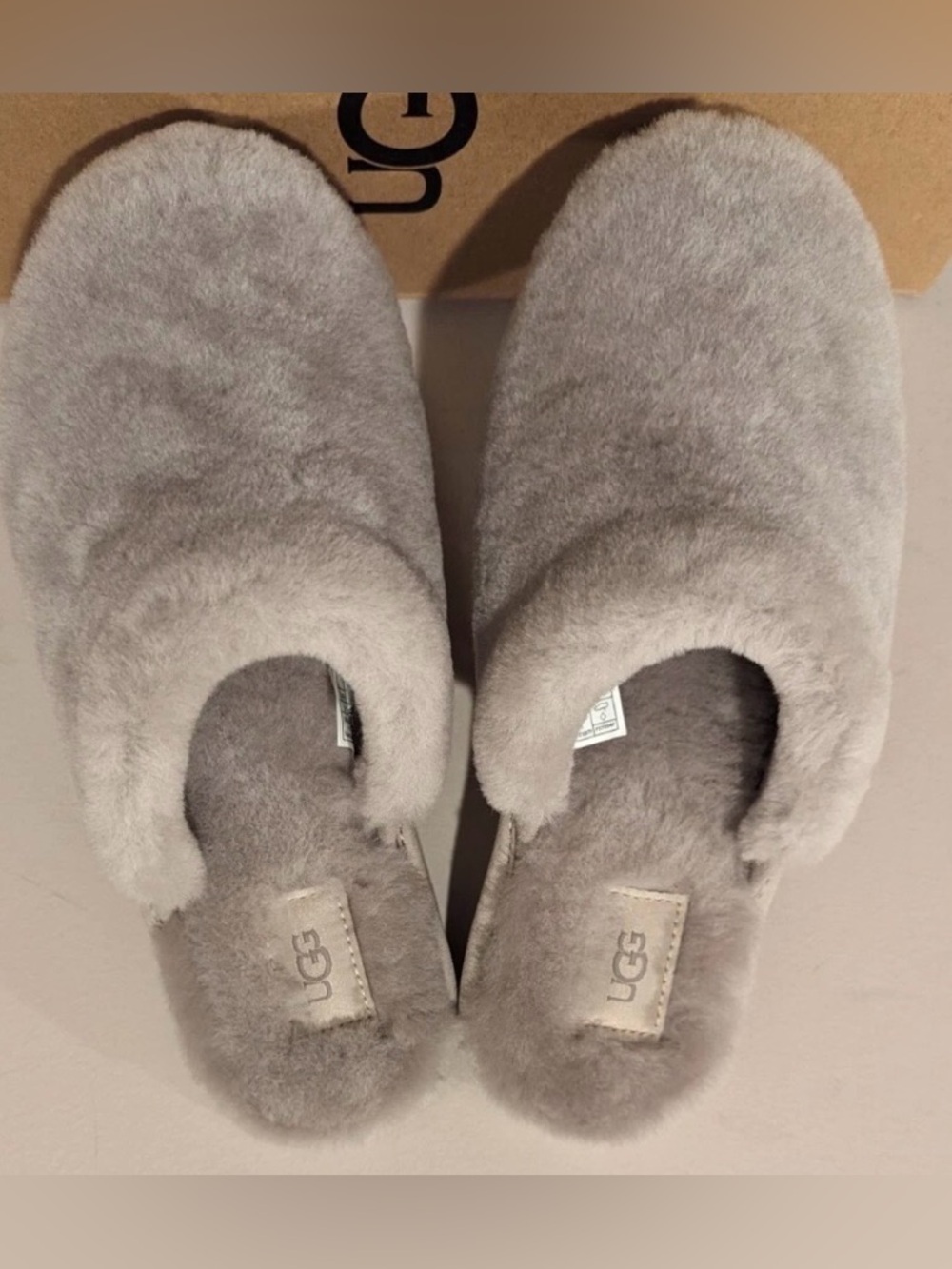 Ugg Maxi Pearle Gray Slippers Sz 9 NIB